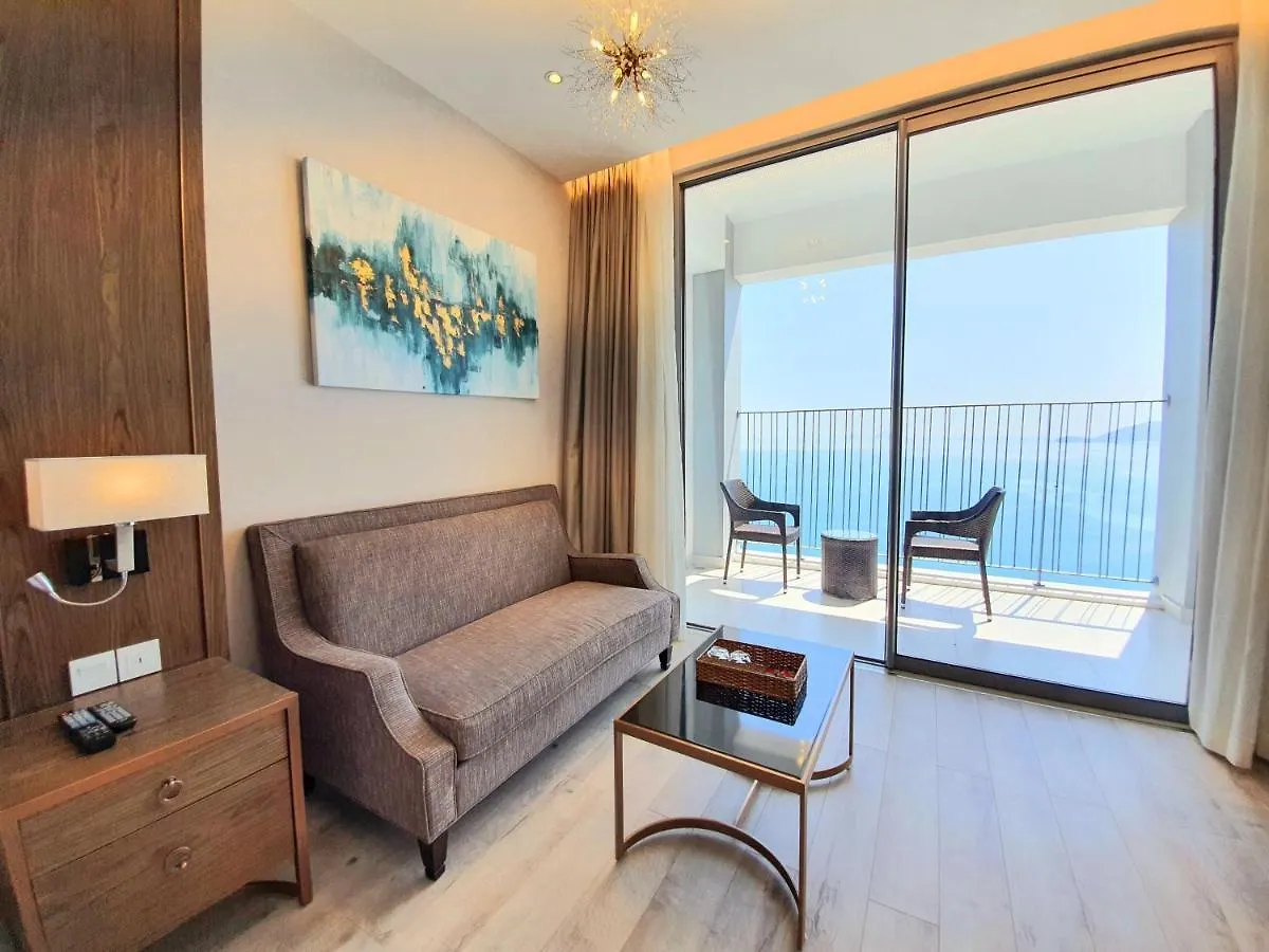 Wise Stay Panorama Condotel 芽庄 公寓
