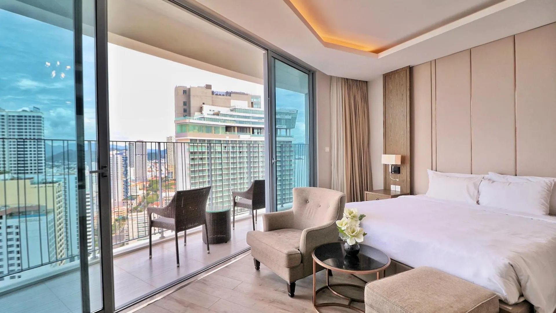 Wise Stay Panorama Condotel 芽庄 0*,