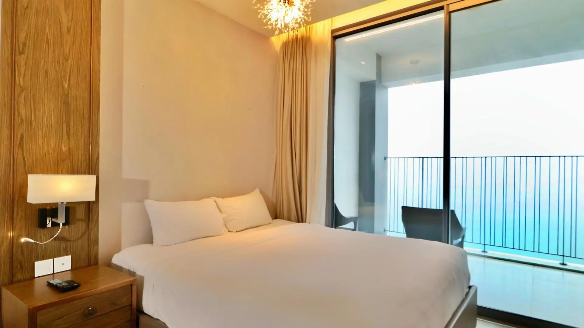 公寓 Wise Stay Panorama Condotel 芽庄