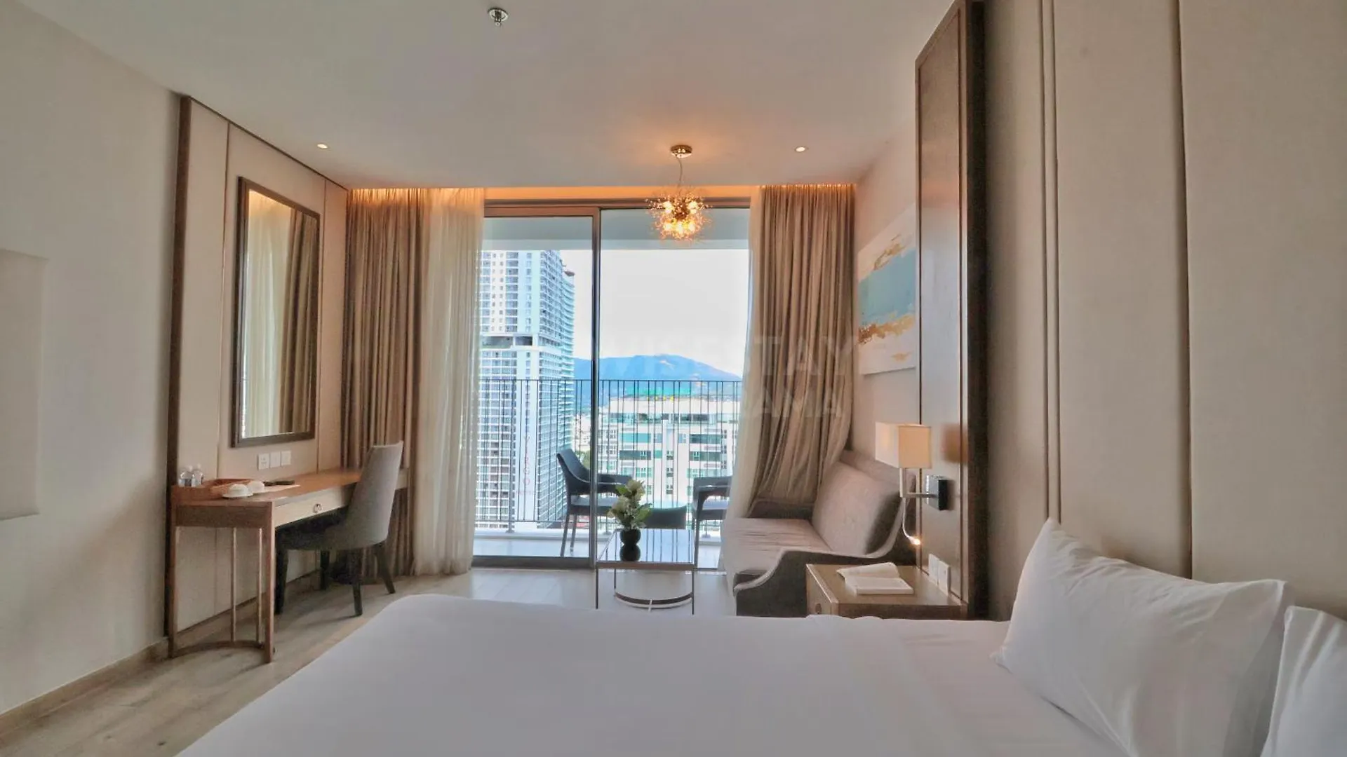 Wise Stay Panorama Condotel Nha Trang